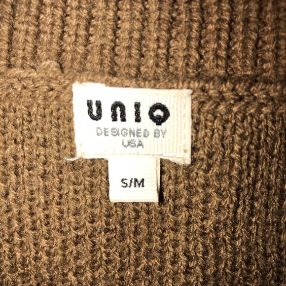 Button-Up Sweater - Picture 4 of 5